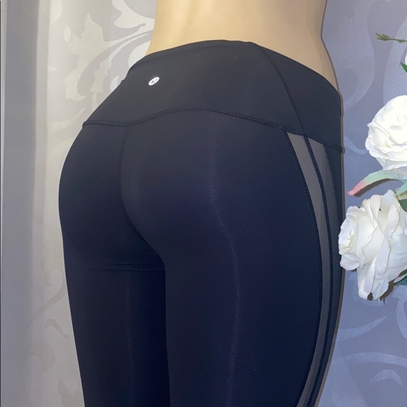 ꧁𝐿𝑢𝑙𝑢𝑙𝑒𝑚𝑜𝑛 𝐿𝑒𝑔𝑔𝑖𝑛𝑔𝑠꧂ - Picture 6 of 6